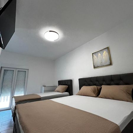 Twin Apartments Ivanica ภายนอก รูปภาพ